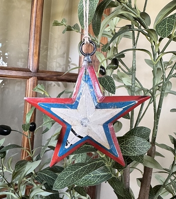 AMERICANA STAR ORNAMENT Recycled Metal Art 4.5